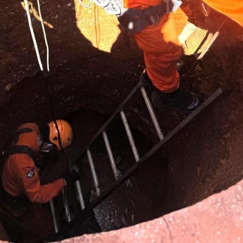 Corpo de Bombeiros resgata corpo encontrado em poço de 12 metros de profundidade