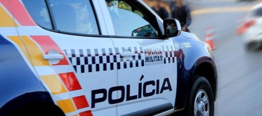 Covarde é preso pela polícia após agredir mulher e criança de apenas um ano