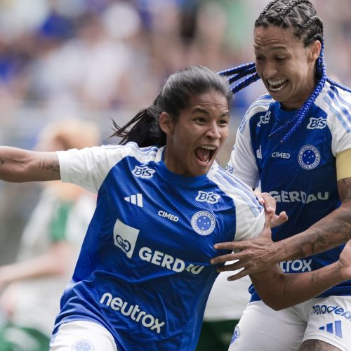 Cruzeiro perde do Palmeiras, mas vai a final do Brasileirão Feminino