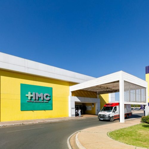 Cuiabá auxilia na transferência de 23 pacientes após pane elétrica no Pronto Socorro de VG