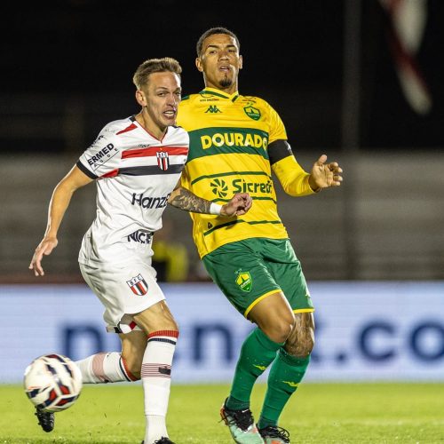 Cuiabá leva gol nos acréscimos e empata em 2 a 2 com o Botafogo-SP pela Série B