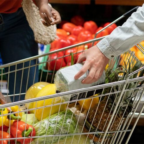 Cuiabanos têm novo alívio no bolso com segunda queda consecutiva no custo