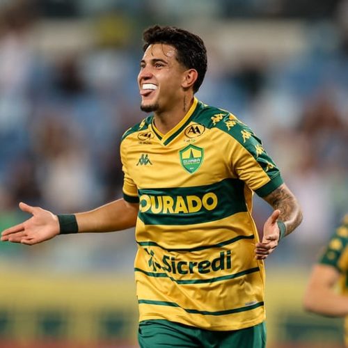De virada, Cuiabá derrota o América-MG por 3 a 1 na Arena Pantanal e se aproxima do G-4