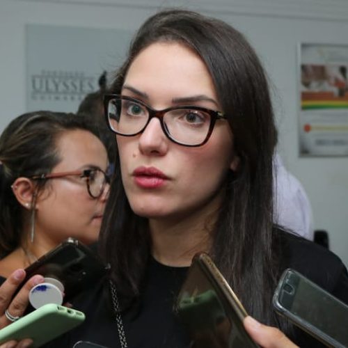 Deputada fala em voos mais altos e sinaliza que disputa ao Senado é caminho sem volta