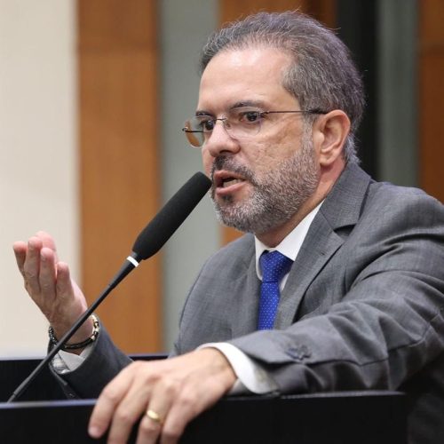 Deputado aposta em bom desempenho da Federação e prevê eleição de cinco estaduais e três federais