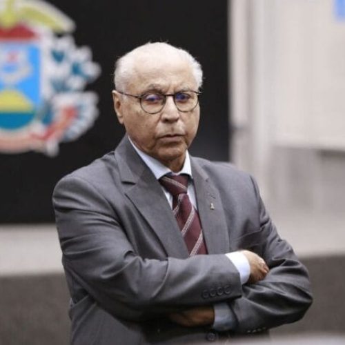 Deputado diz que pesquisas não mostram cenário para 2026 e relembra derrotas de aliados