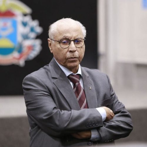 Deputado lembra “saúde financeira” do Estado e defende calendário para pagamento