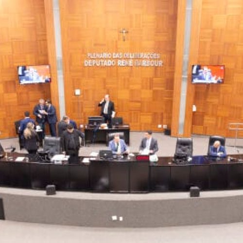 Deputados aprovam em primeira votação projeto que altera Cadastro Estadual de Pedófilos