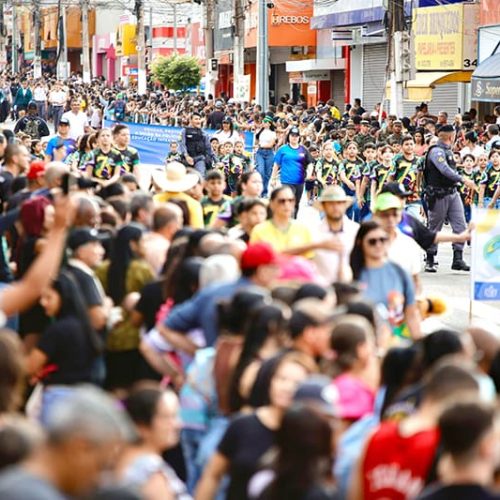 7 de Setembro: Prefeito autoriza ônibus de graça para o desfile em Rondonópolis