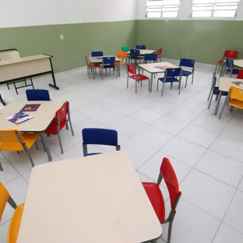 Diretora de escola de VG é afastada por suspeita de maus-tratos contra estudante