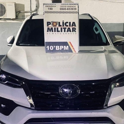 Dois bandidos são presos e caminhonete roubada recuperada pela PM em Cuiabá
