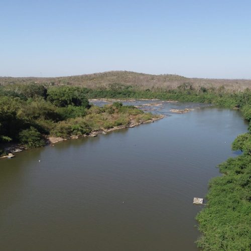 Dois homens morrem afogados no Rio Cuiabá neste domingo