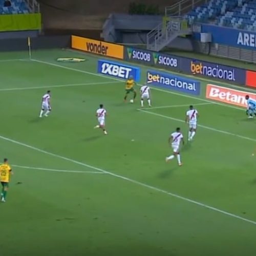 Dourado sai atrás, vira o jogo, mas cede empate ao Atlético-GO na Arena Pantanal