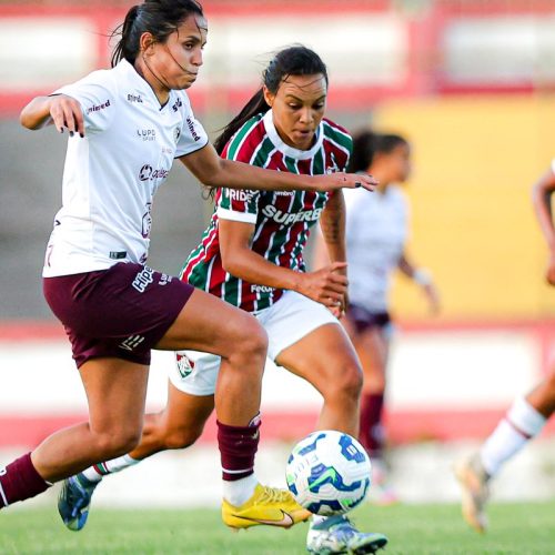 Em jogo transmitido pela TV Brasil, Ferroviária e Flu ficam no 1 a 1