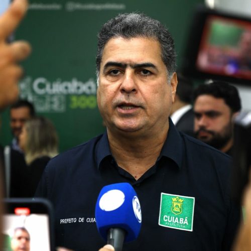 Emanuel diz que contrato com CS Mobi é “legal” e lucro da empresa é menor que o da Águas Cuiabá