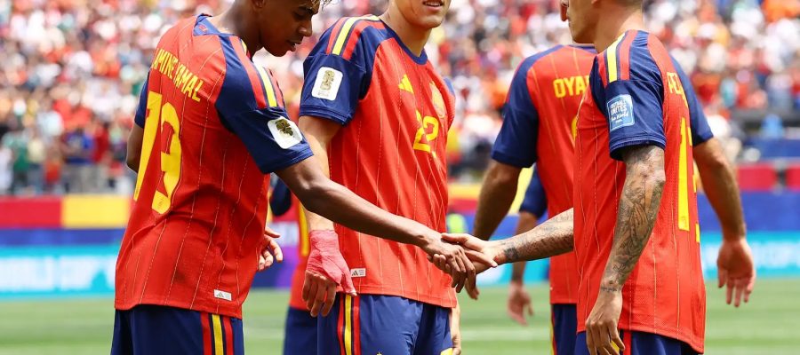 Espanha repete feito do Brasil de 1958 em classificação sobre Áustria