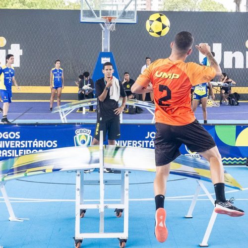 Esporte Universitário leva mensagem de paz em meio a conflitos globais