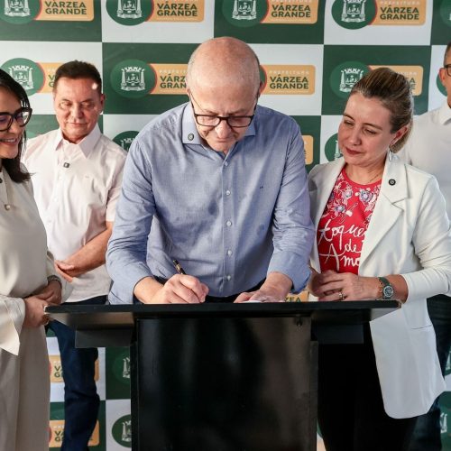 Estado entrega equipamentos para impulsionar agricultura familiar em Várzea Grande