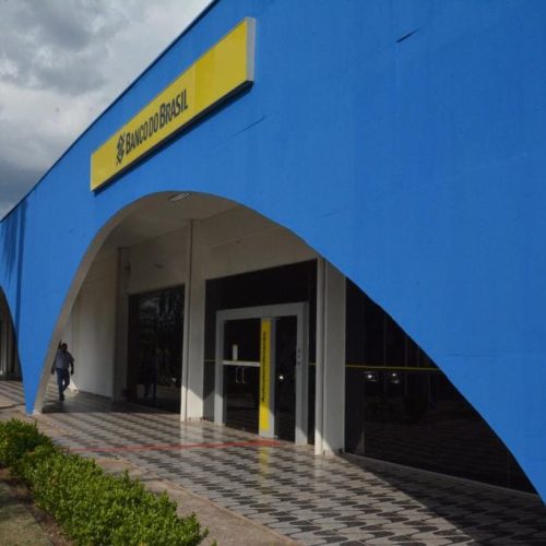 Estado paga folha salarial de R$ 800 milhões aos servidores públicos nesta sexta-feira