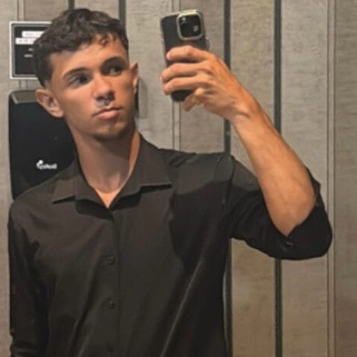 Estudante de Odontologia, jovem de 19 anos morre em acidente de moto durante “racha”
