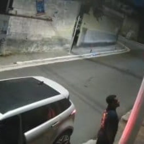 Ex-jogador do Cuiabá chuta portão, tenta invadir casa e ameaça namorada e familiares