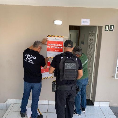 Fiscalização interdita laboratório que realizava análise de água potável coletada em ETAs