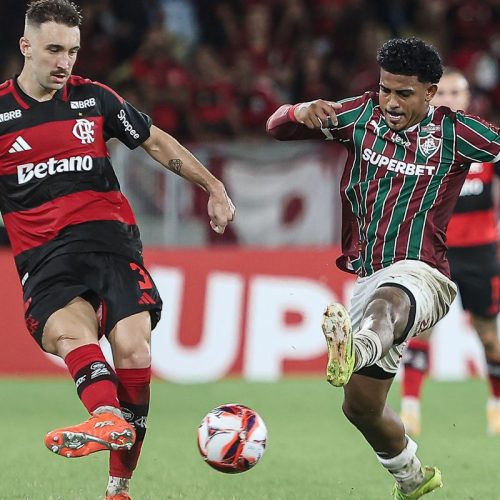 Fluminense e Flamengo jogam por título do Campeonato Brasileiro