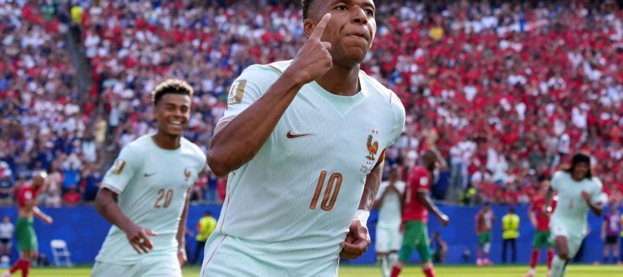França é a primeira semifinalista da Copa após 2 a 0 sobre Marrocos