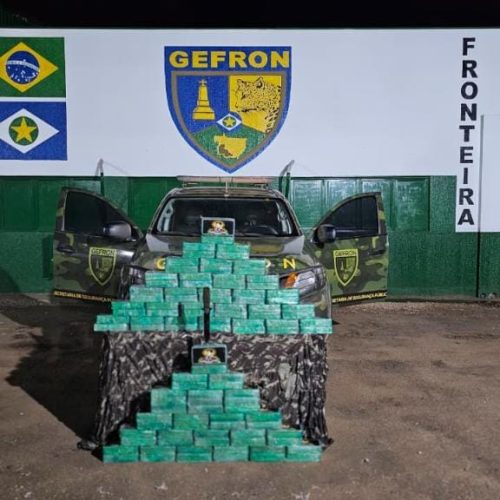 Gefron apreende 101 quilos de cocaína e causa prejuízo de R$ 1,8 milhão às facções