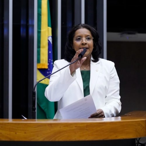 Gisela propõe PL para inibir o endividamento de crianças, adolescentes e incapazes