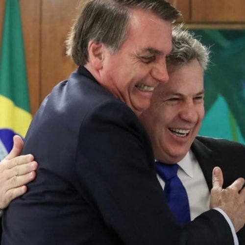 Governador diz que prisão de Bolsonaro “entristece a democracia”; vice e outros políticos de MT se manifestam