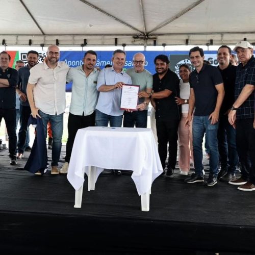 Governador inaugura núcleo militar e autoriza novas obras em dois municípios