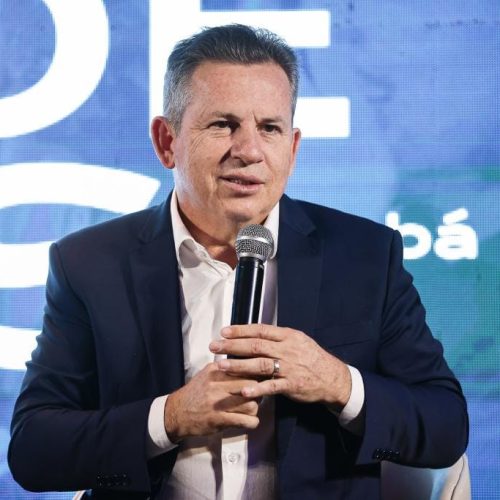 Governador sanciona lei que multa em R$ 5 mil quem jogar lixo em espaços públicos em MT