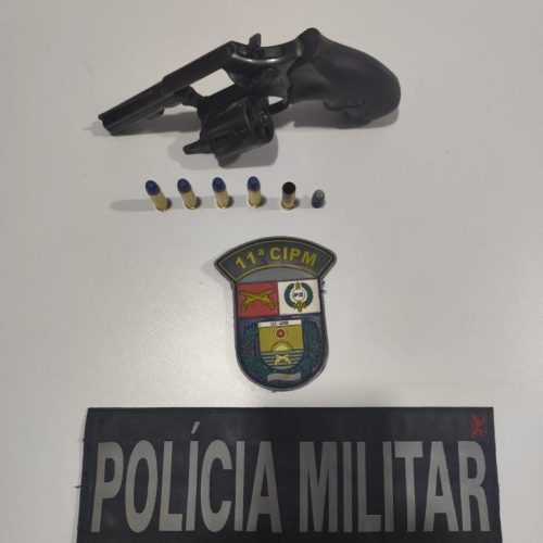 Homem ameaça matar esposa na frente das filhas após ser flagrado fazendo pix para motel