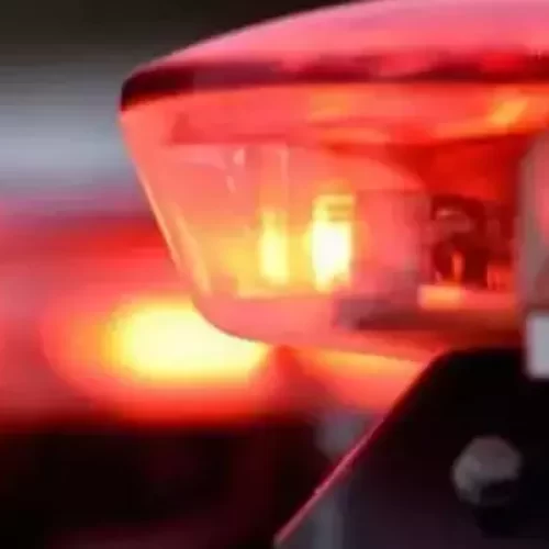 Homem de 35 anos é morto a facadas durante briga de madrugada após bebedeira
