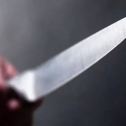 Homem é esfaqueado em bar após beber com ex-mulher de suspeito em MT