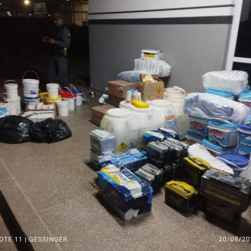 Homem é preso em Cuiabá com armas de fogo e picape clonada utilizada em furtos em empresas