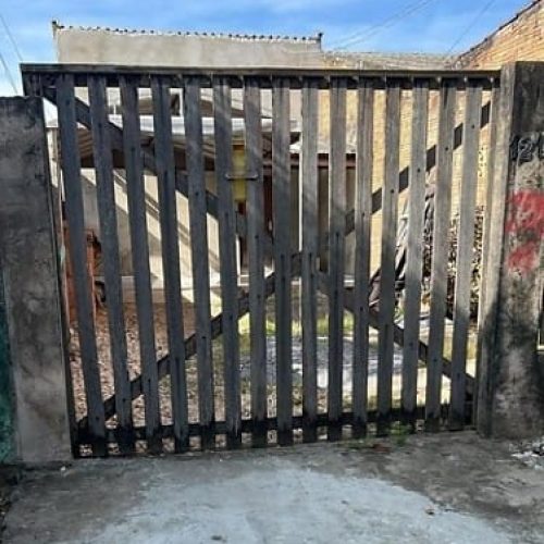 Homem mata a esposa com golpes de faca e comete suicídio dentro de residência em MT