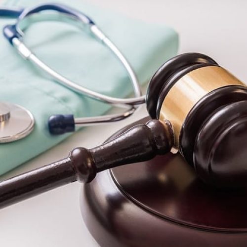 Hospital deverá indenizar mãe em R$ 40 mil por alta de recém-nascida com fratura na clavícula