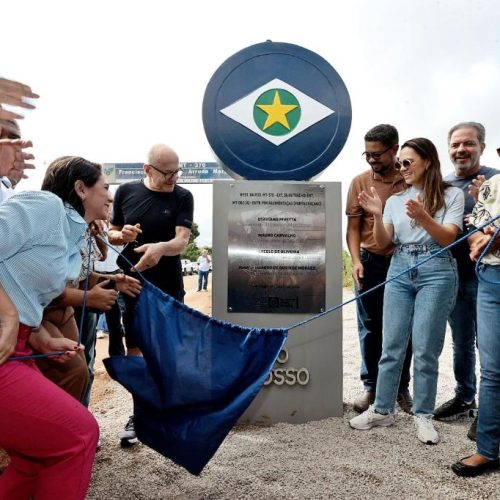 DESENVOLVIMENTO E TURISMO: Governo recupera asfalto de rodovias em Poconé: “Feito inédito”, afirma prefeito