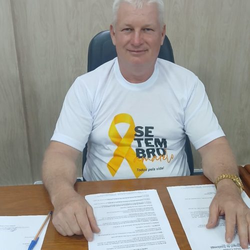 Itanhangá-MT: Cuidar do que é das crianças,  vereador pede manutenção de parquinhos em Itanhangá