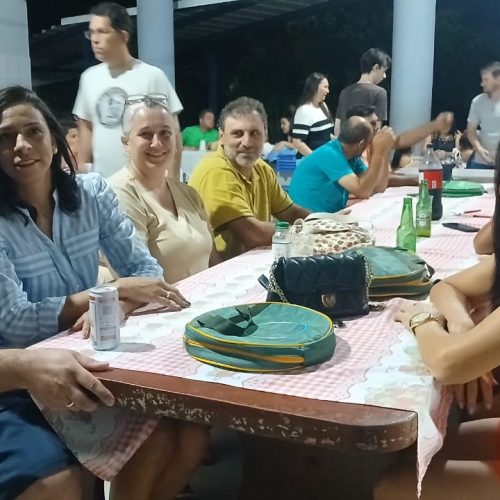 Itanhangá-MT: Servidores da Escola Estadual Bromildo Lawisch comemoram o Dia do Servidor Público com confraternização