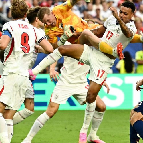 Inglaterra passa pela Noruega na prorrogação e está na semifinal