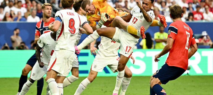 Inglaterra passa pela Noruega na prorrogação e está na semifinal