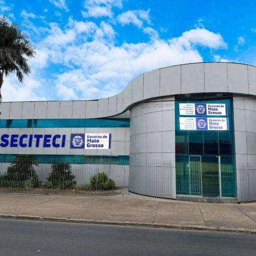 Inscrições de seletivo para professores e técnicos com salário de R$ 12 mil terminam domingo