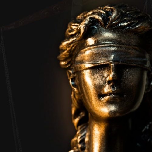 Integrantes de facção são condenados a 328 anos de prisão por tentar matar família
