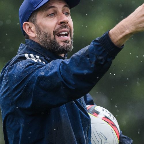 Internacional anuncia a contratação do uruguaio Paulo Pezzolano