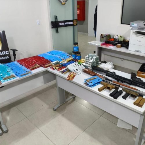Investigado por agiotagem e tráfico é preso com armas e mais de 5,5 mil munições em Cuiabá