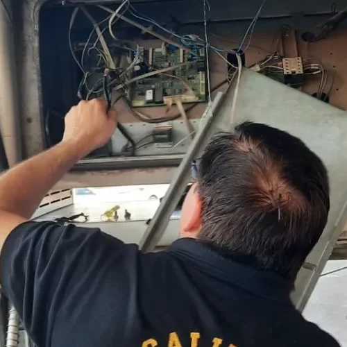 9 postos fiscalizados em Mato Grosso: 11 bombas reprovadas e uma apreendida por fraude