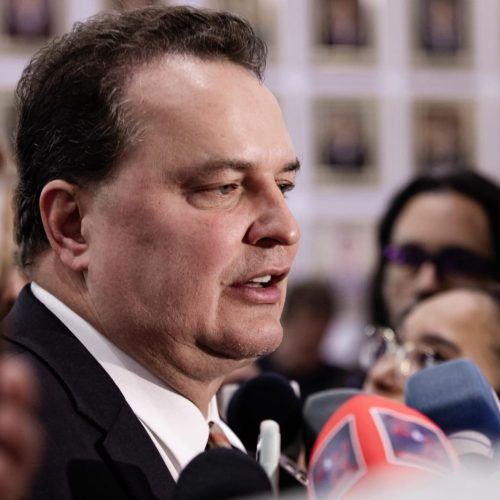 “Já formou inclusive o governador Mauro Mendes”, diz Max Russi ao rebater Abilio por críticas à UFMT